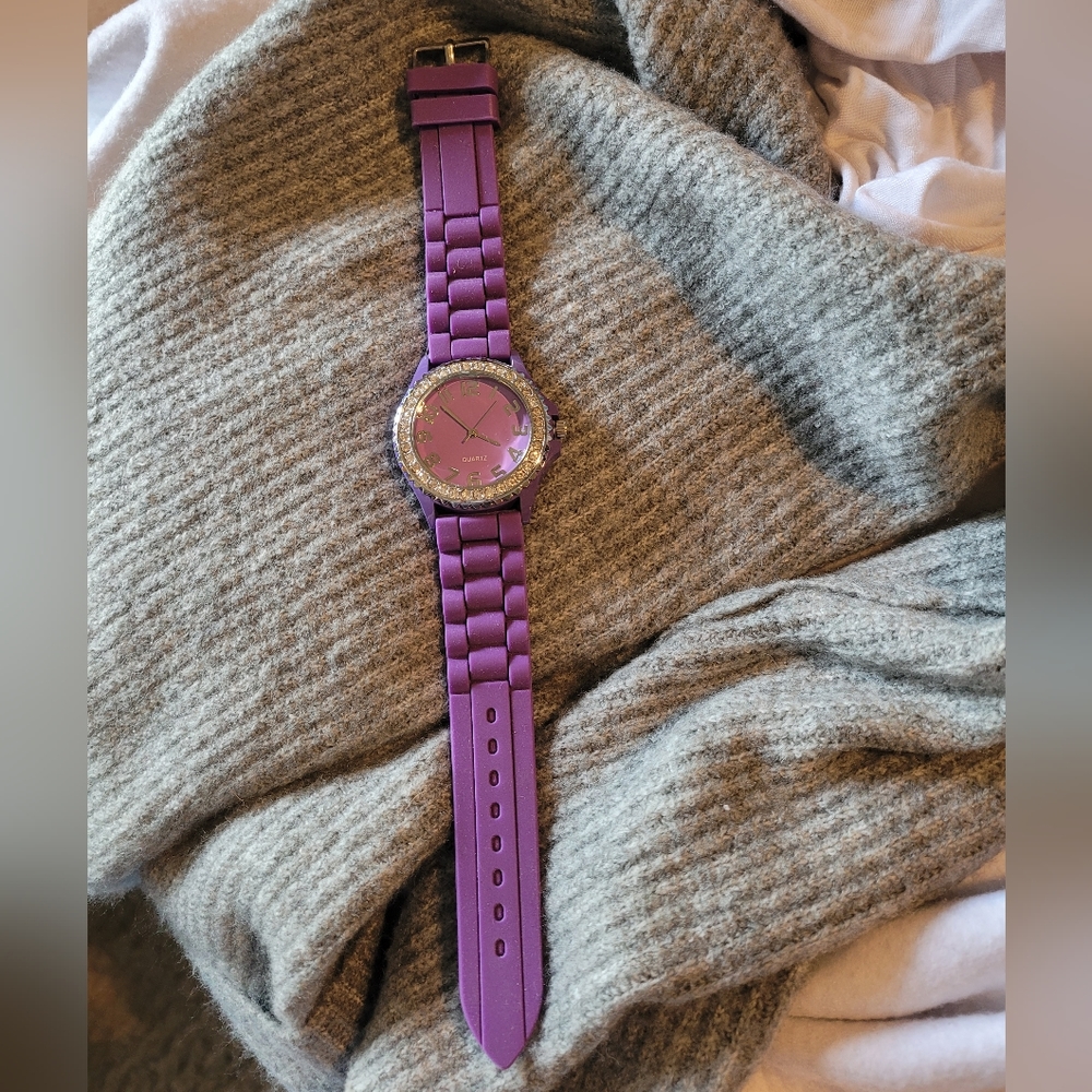 Purple rubber watch